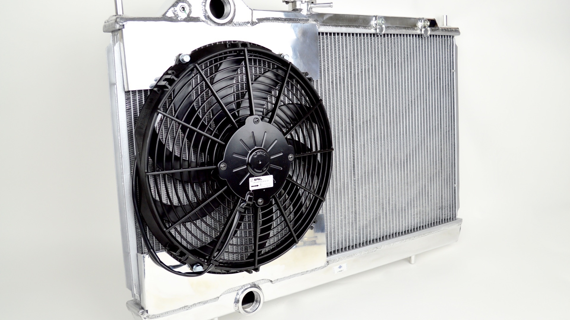 CSF 2003-2007 Evo 7-9 4G63 Full-Slim Radiator w/ Shroud 12" SPAL Fan